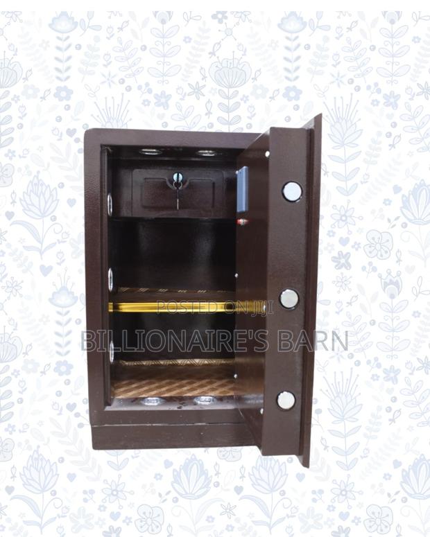 Heavy-duty Fireproof Safe 70kg — Strong Security, Steel Body Build - thumbnail 2