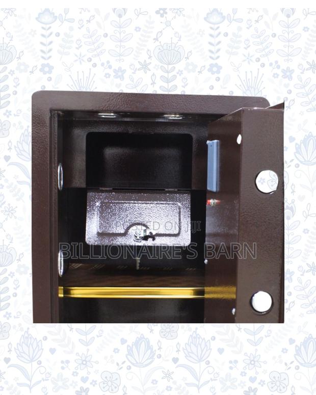 Heavy-duty Fireproof Safe 70kg — Strong Security, Steel Body Build - thumbnail 4