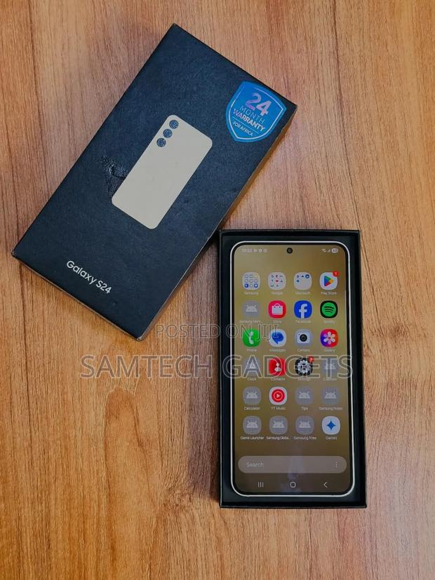 Samsung Galaxy S24 256 GB Gray - thumbnail 2