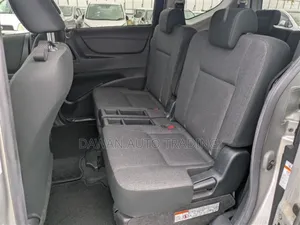 Toyota Sienta 2020 Silver