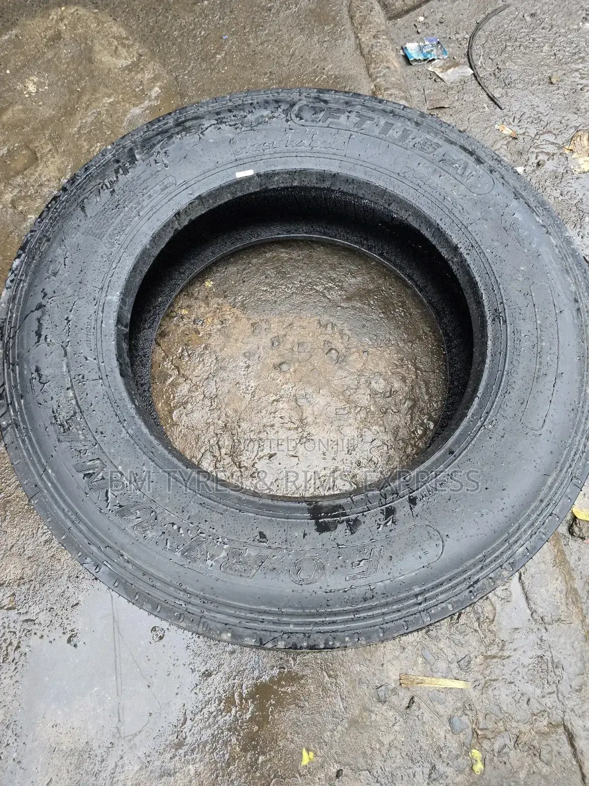 275 /70 R22. 5 Fortune Tyres (Commercial)
