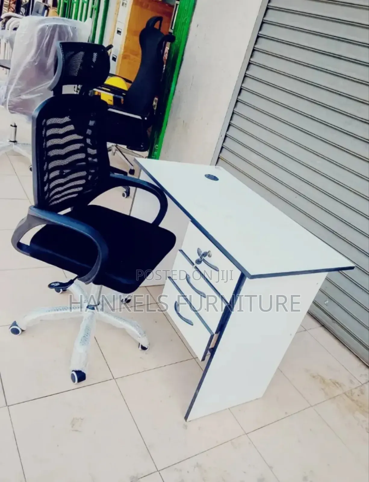Headrest Office Chair White Sturdy Desk