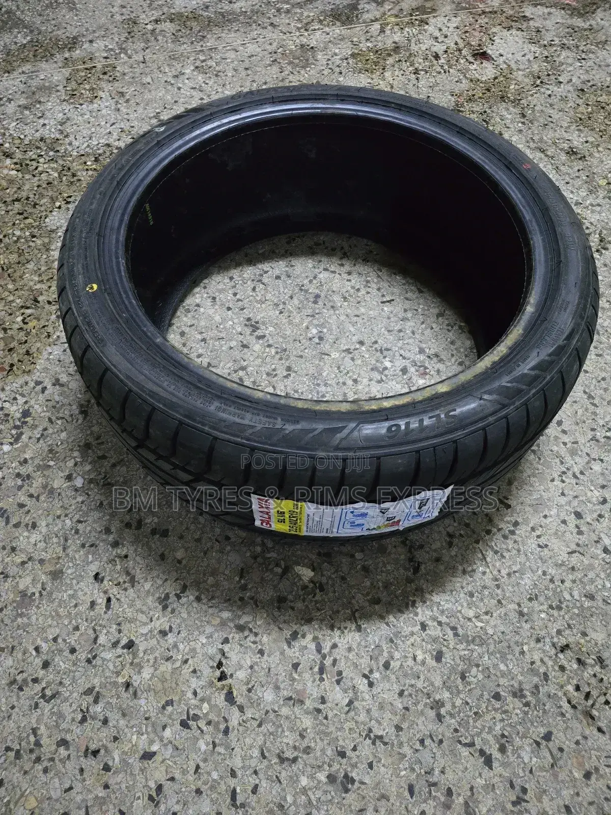 235 /40 R19 Galaxia Tyres