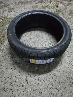 235 /40 R19 Galaxia Tyres