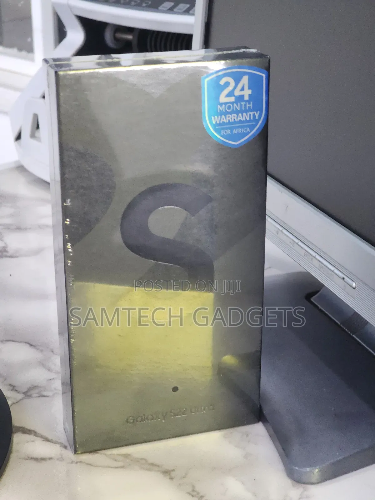 New Samsung Galaxy S22 Ultra 5G 256 GB Blue
