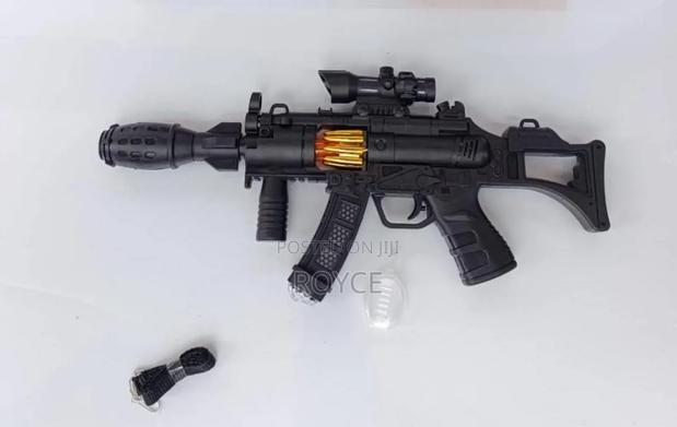 Chaser Laser Toy Gun With Light Projector - thumbnail 2