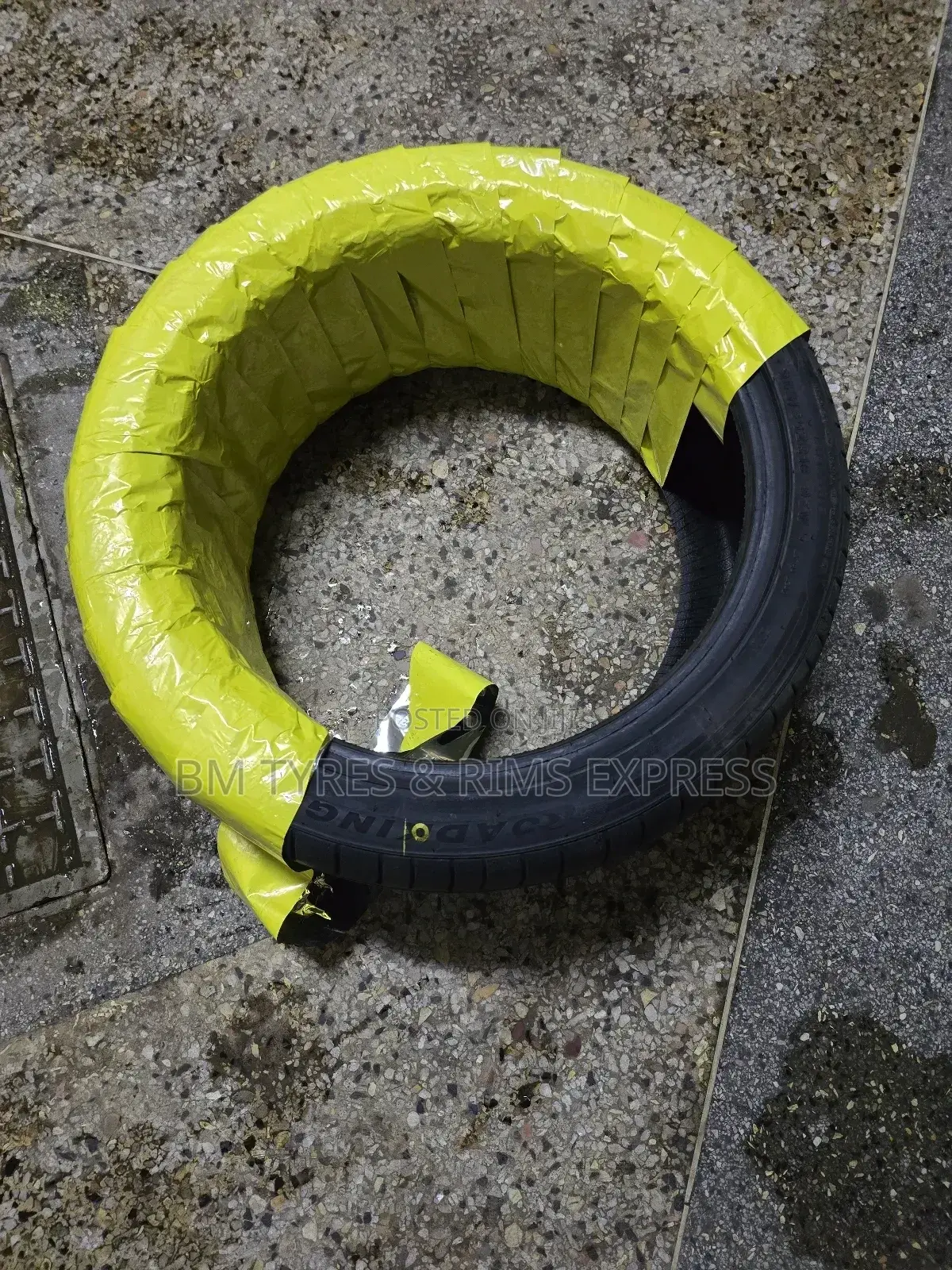 265 /35 R18 Roadking Tyres (Highway)