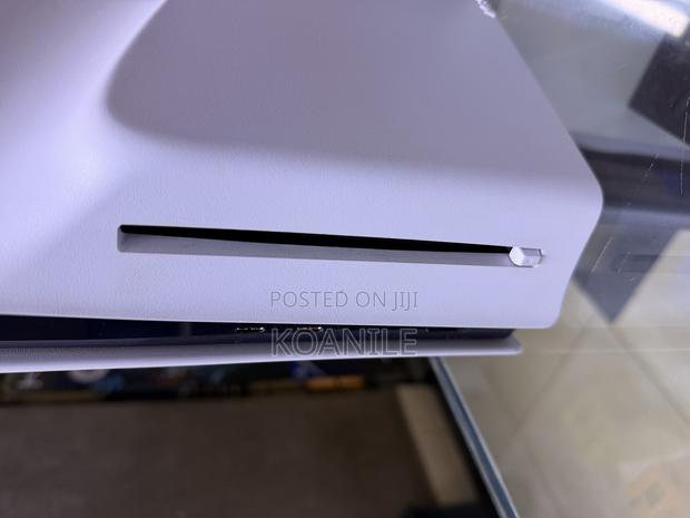 Ps5 Slim Disc 1tb Used - thumbnail 4