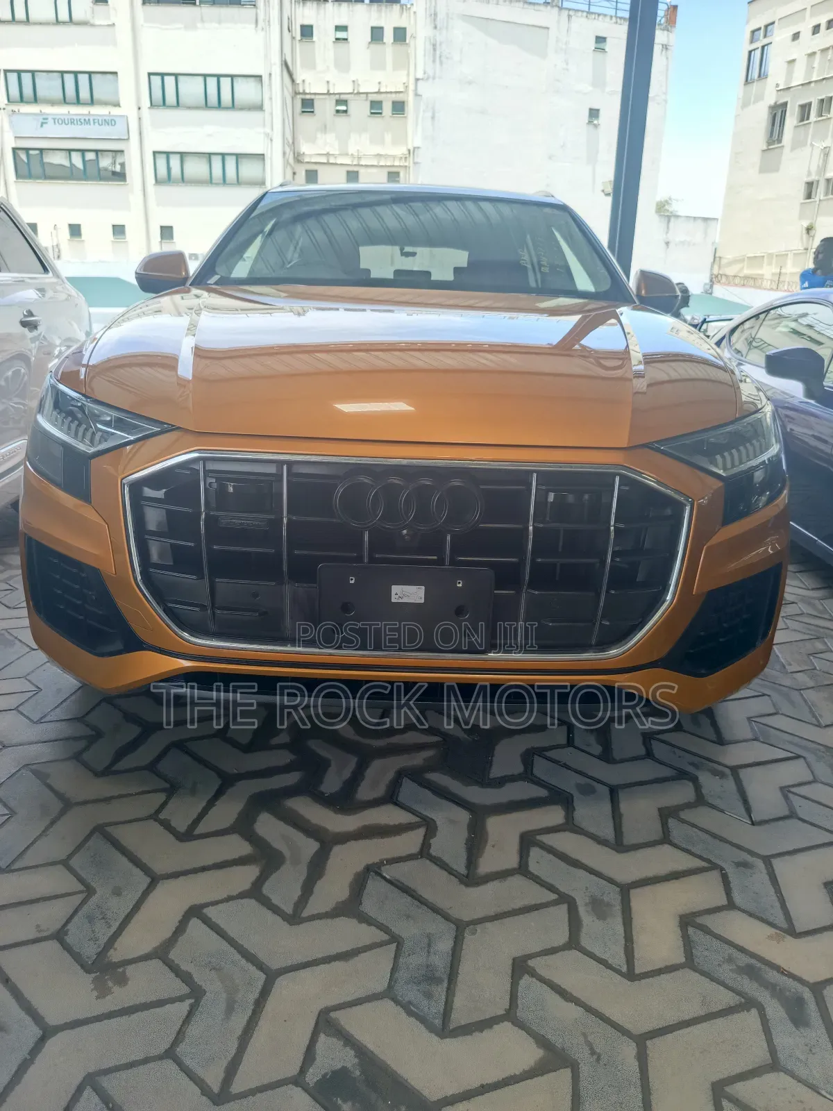 Audi Q8 55 Premium AWD quattro 2020 Orange