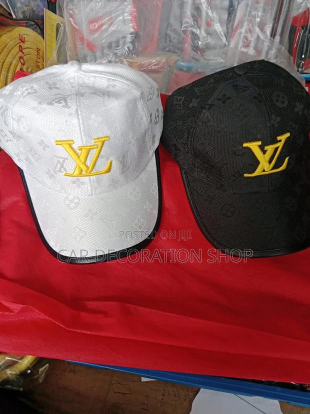 2pcs Outdoor Sunscreen Louis Vuitton Caps - main view