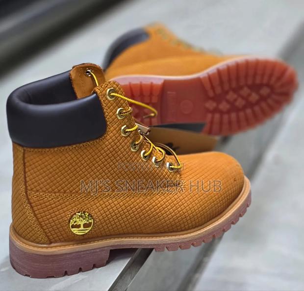 Customised Timberland Boots - thumbnail 2