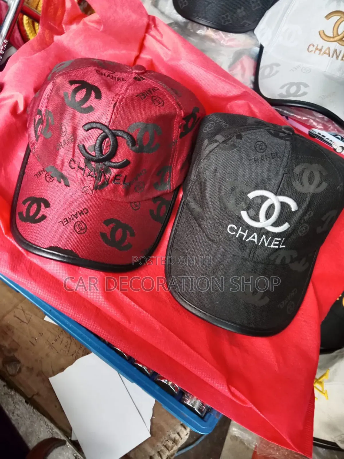 2pcs Chanel Snapback Cap in 2different Colors