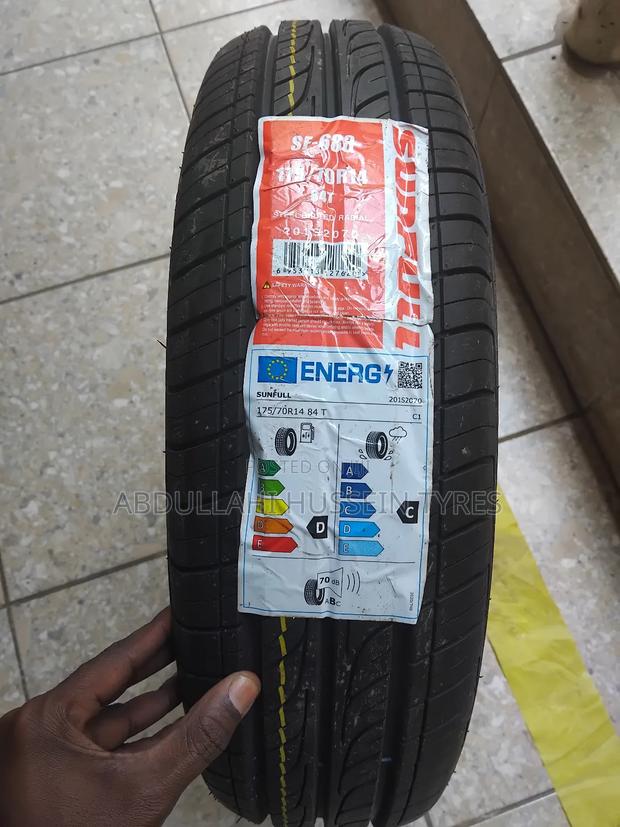 175/70 R14 Sunfull - main view