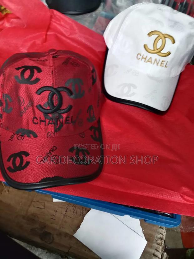 2pcs Chanel 3d Logo Embroidered Caps - main view