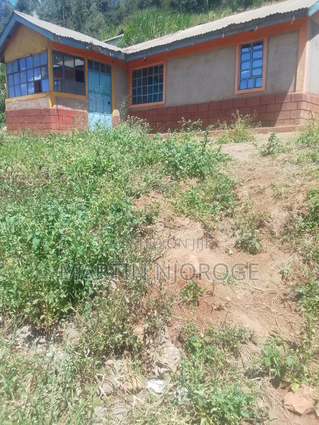 1⁄4 Acre Plot Uplands - thumbnail 2