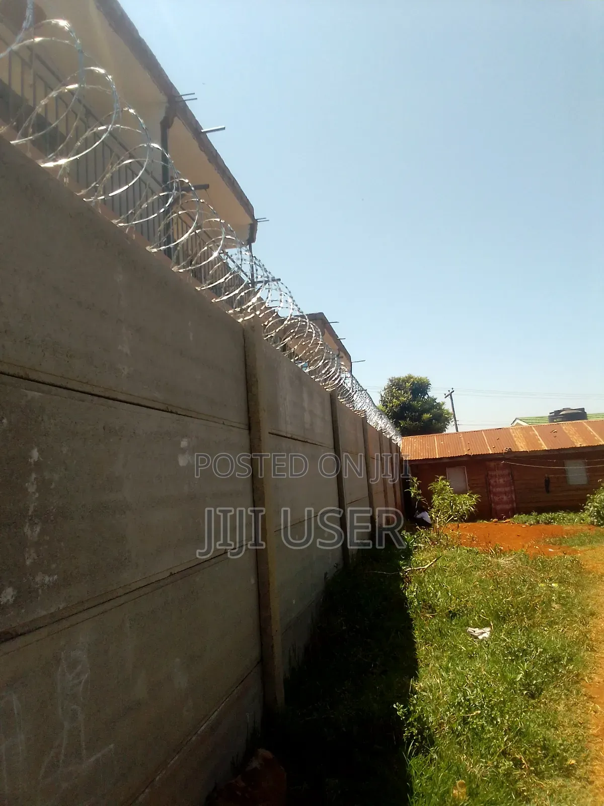 Razor Fence