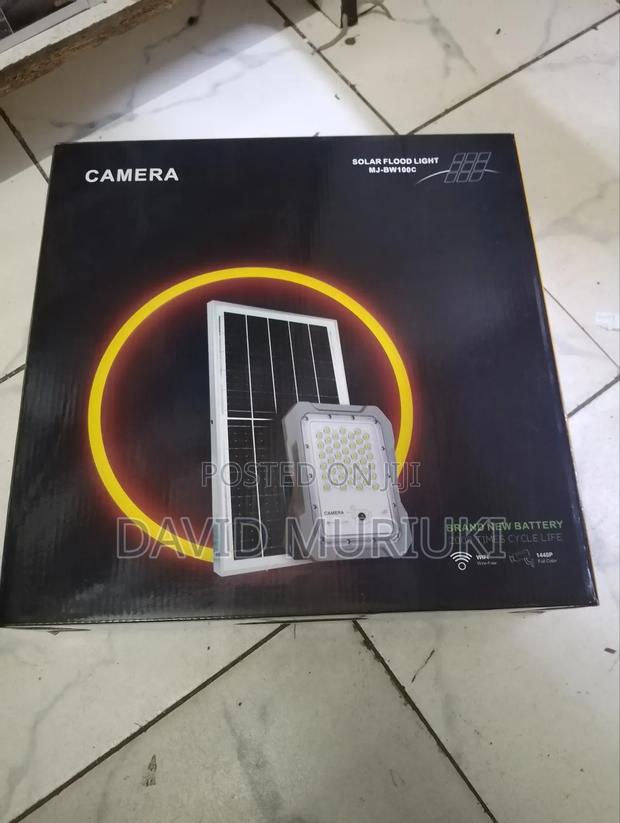 200wats Solar Floodlights With a CCTV Camera