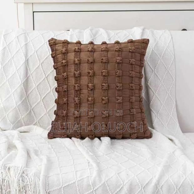 Advanced Velvet Case Available - thumbnail 3