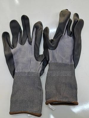 Anti Cut Glove - thumbnail 2