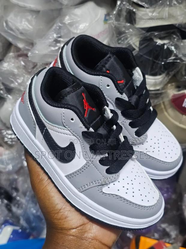 Kids' Nike Dunk. Sizes 23-37. Delivery Services Available Nationwide.