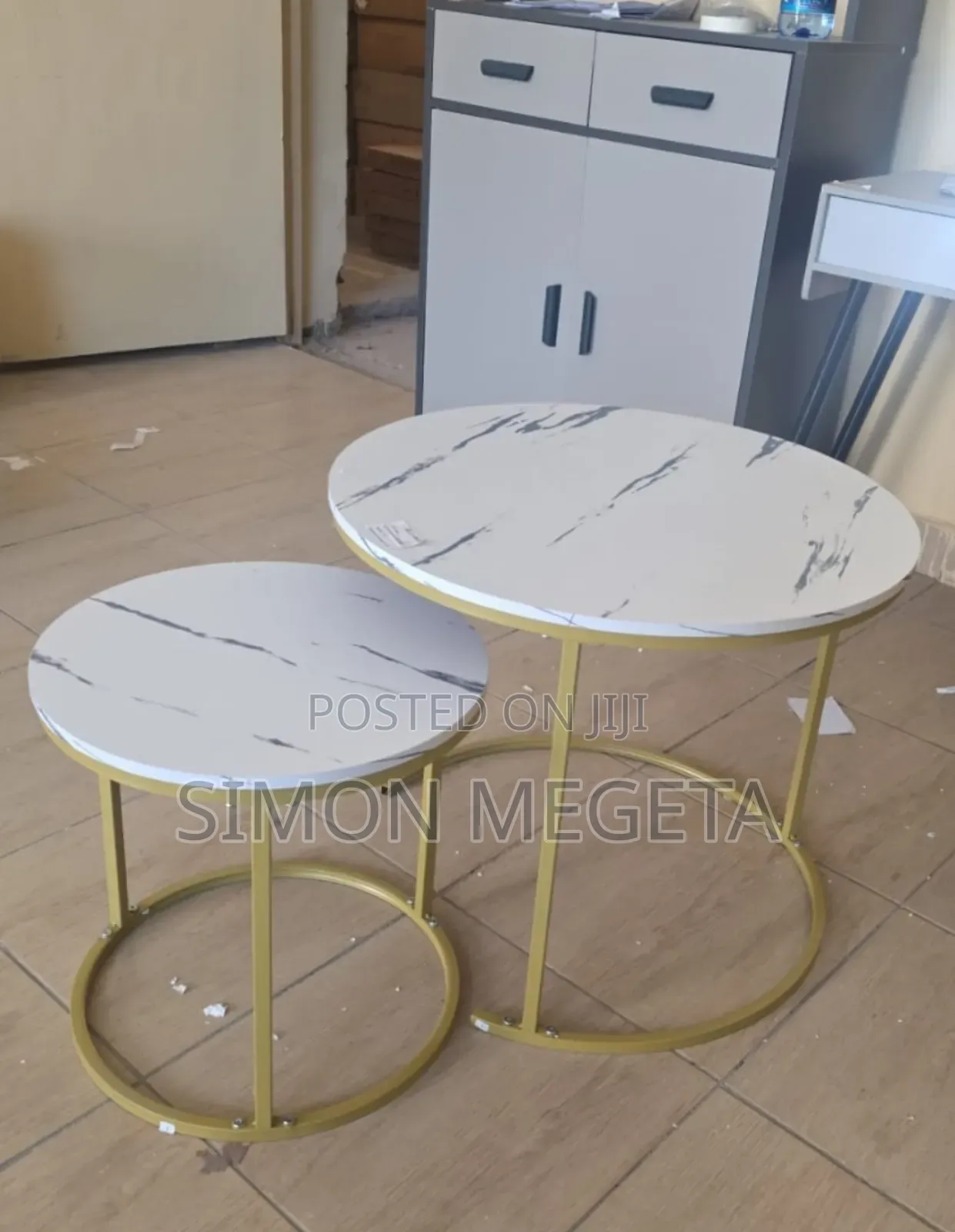 Nesting Table