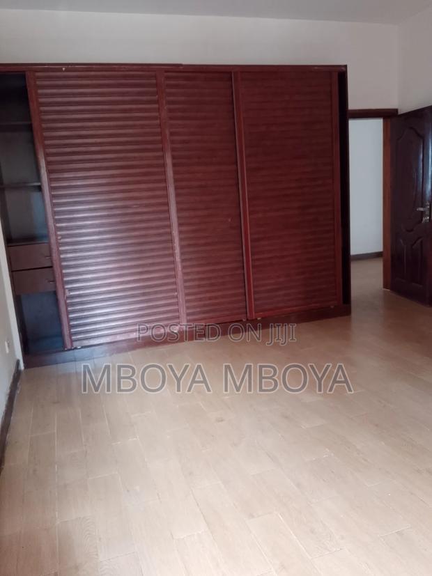 5bdrm Maisonette in Parklands for rent - thumbnail 4