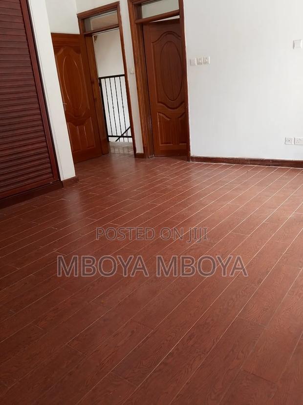 5bdrm Maisonette in Parklands for rent - thumbnail 13