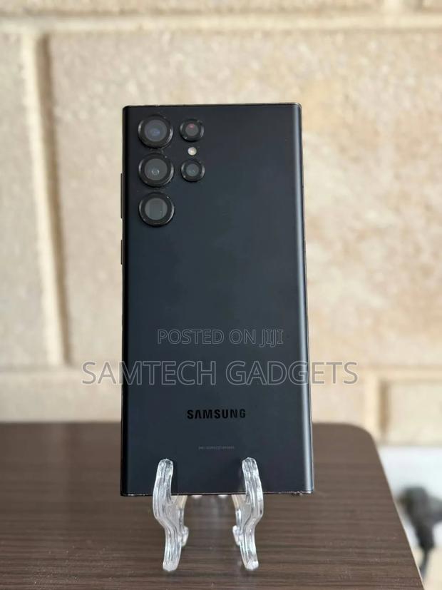 Samsung Galaxy S22 Ultra 256 GB Black - thumbnail 2