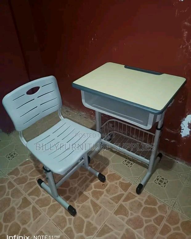 Kindergartern Desk and Chair - thumbnail 2