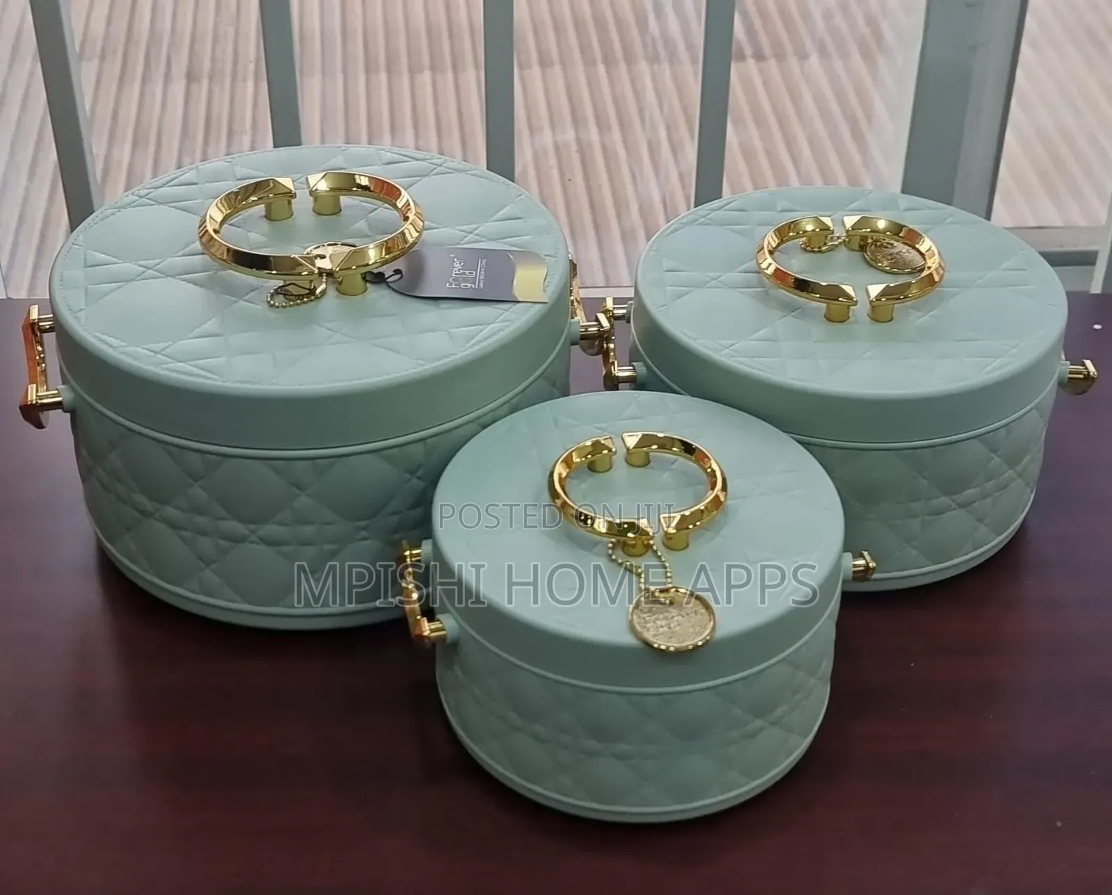 Forever Gold Insulated Hotpots Set