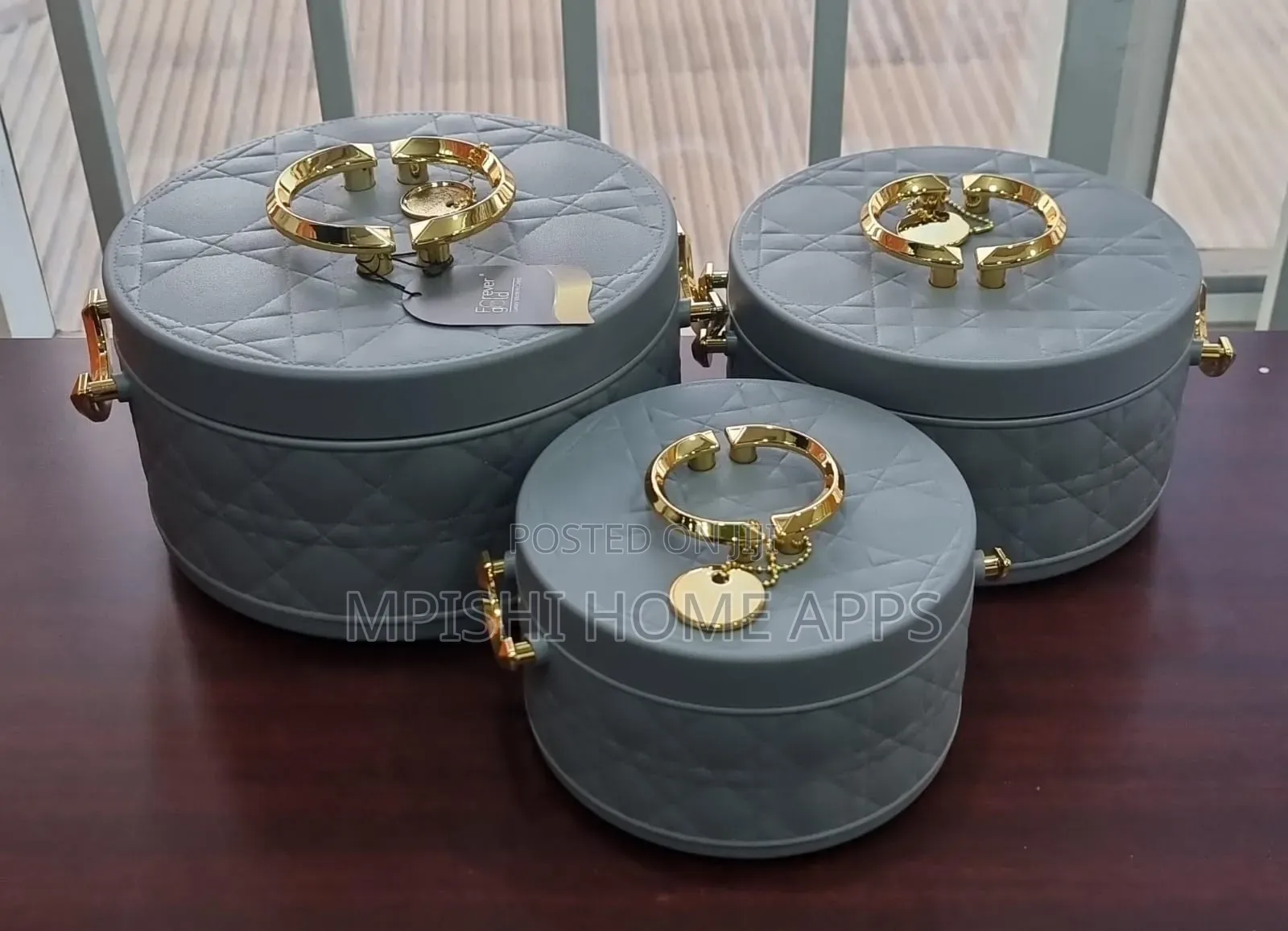 Forever Gold Insulated Hotpots Set