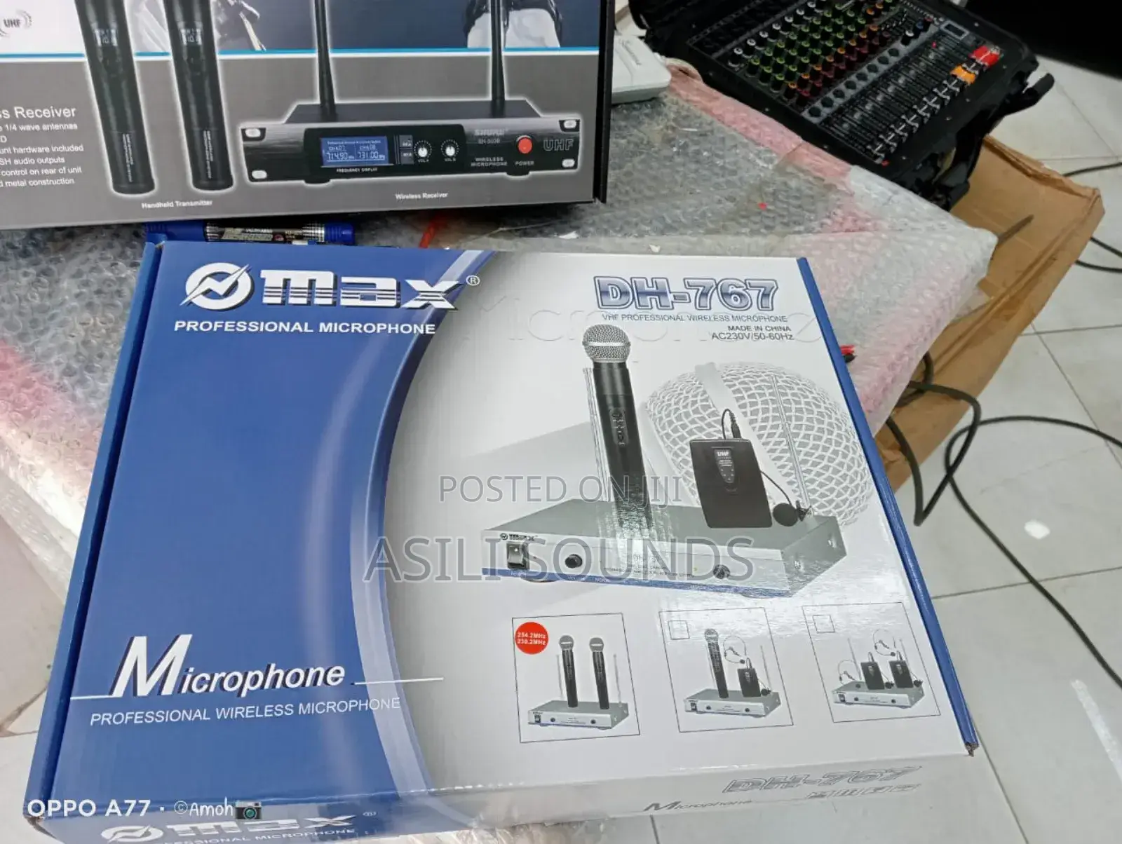 Omax Wireless Microphone