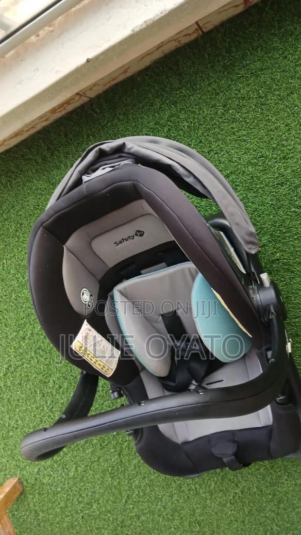Baby Car Seat - thumbnail 5