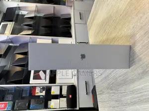New Laptop Apple MacBook Air 2025 M4 15-inch 16GB Apple M4 SSD 512GB