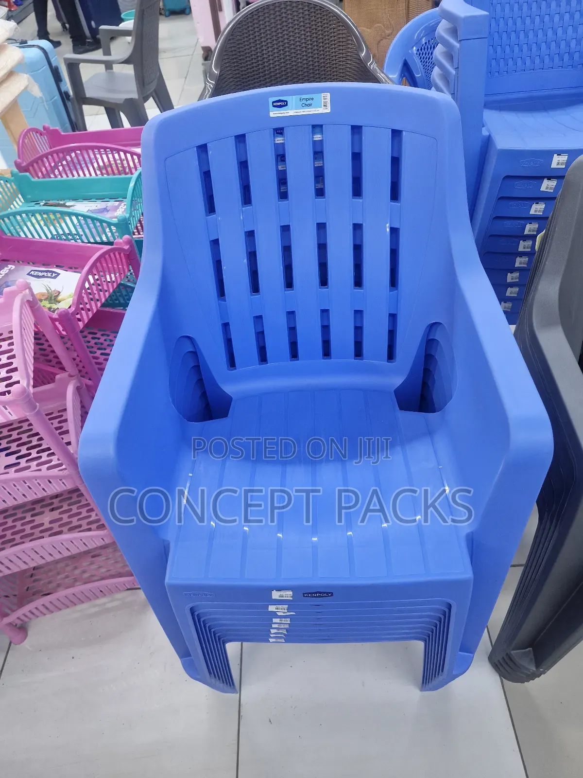 Kenpoly Kifaru Empire Chair