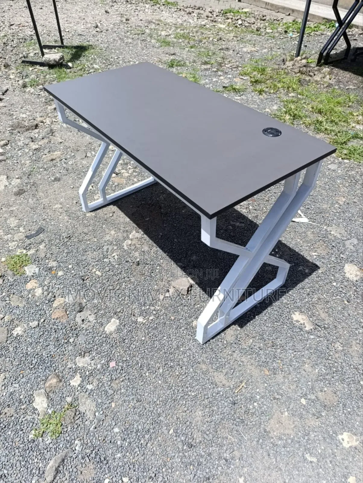 Double Flame Metallic Stand Office Table