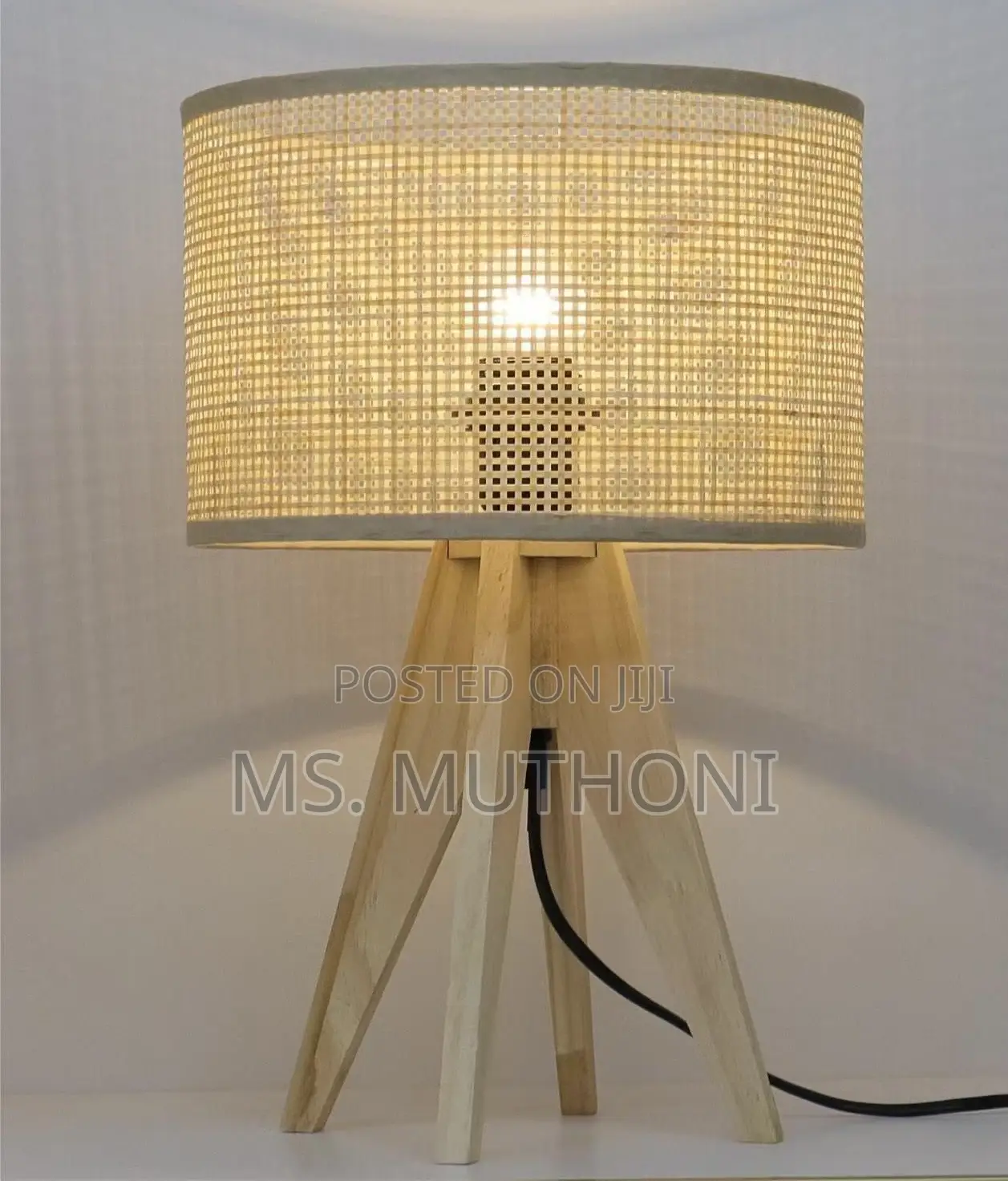  Minimalist Wooden Tripod Table Lamp