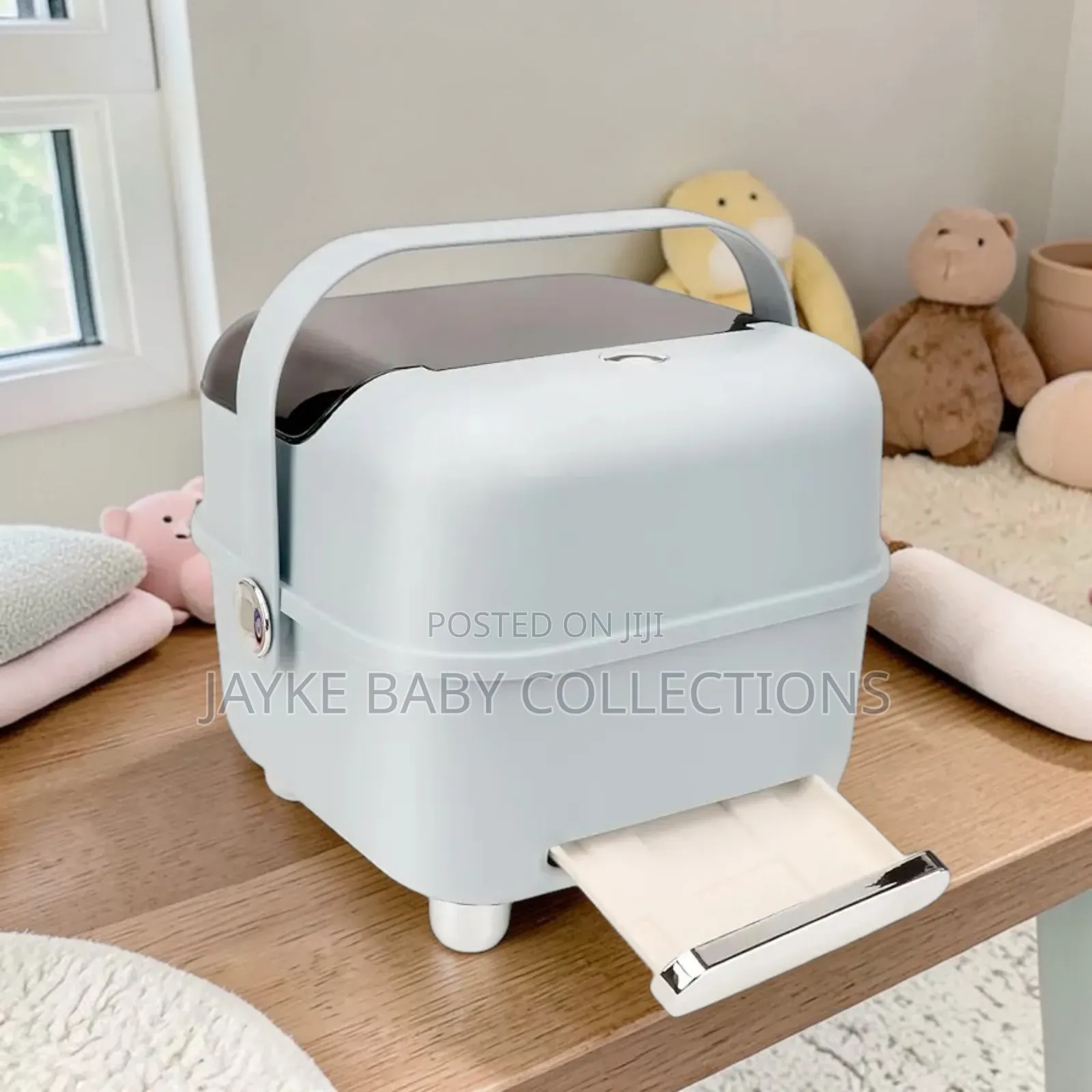 Clean Baby Bottles? Portable Bottle Drying Rack Storage Box