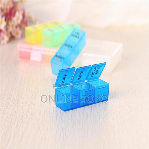 7 Day Pill Organizer Box – Weekly Medicine Storage Case - thumbnail 2