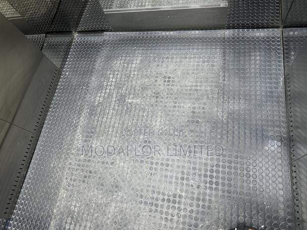 Heavy Duty 4mm Rubber Coin Mat – Anti-slip Flooring