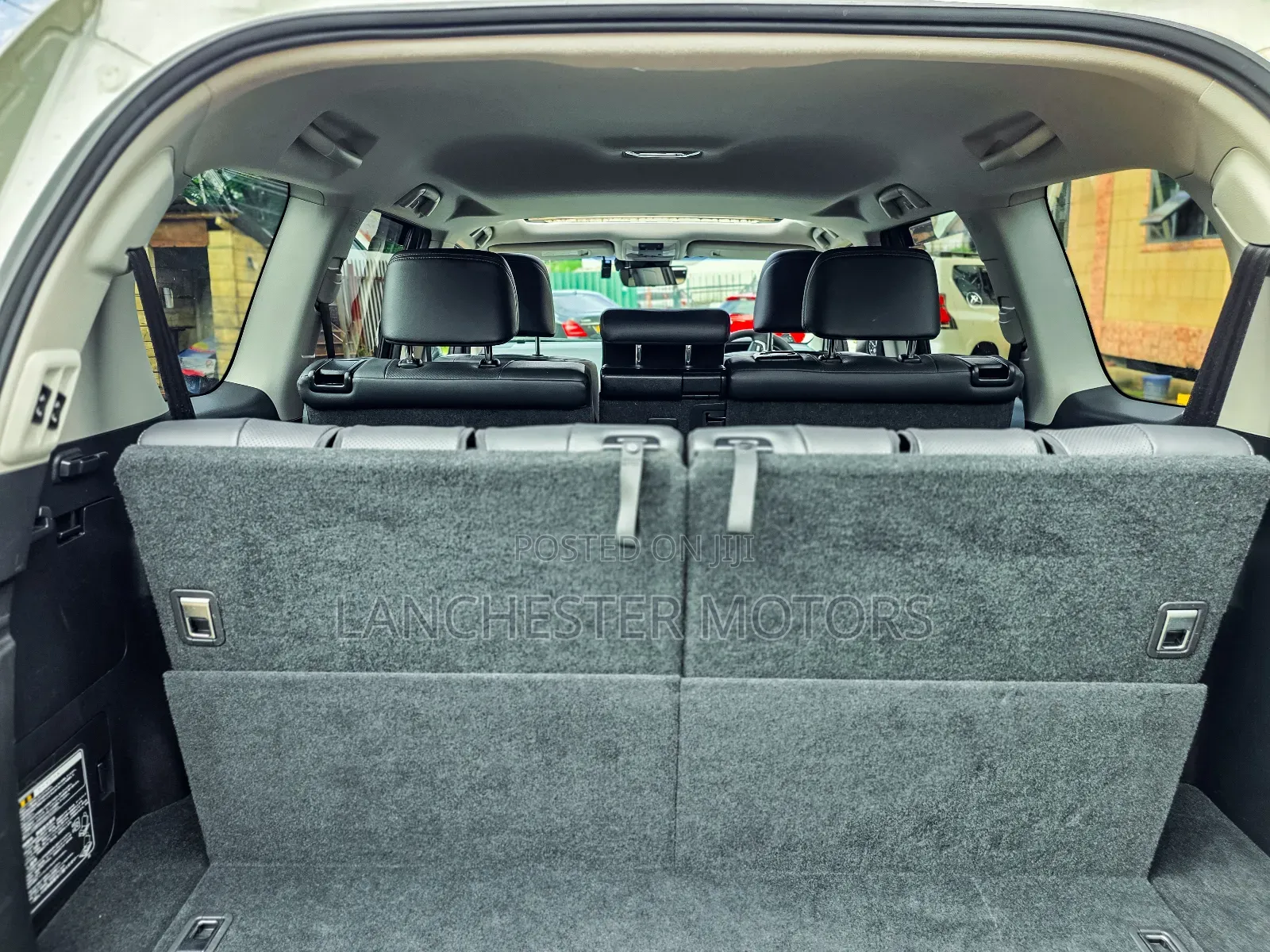 Toyota Land Cruiser Prado 2019 White