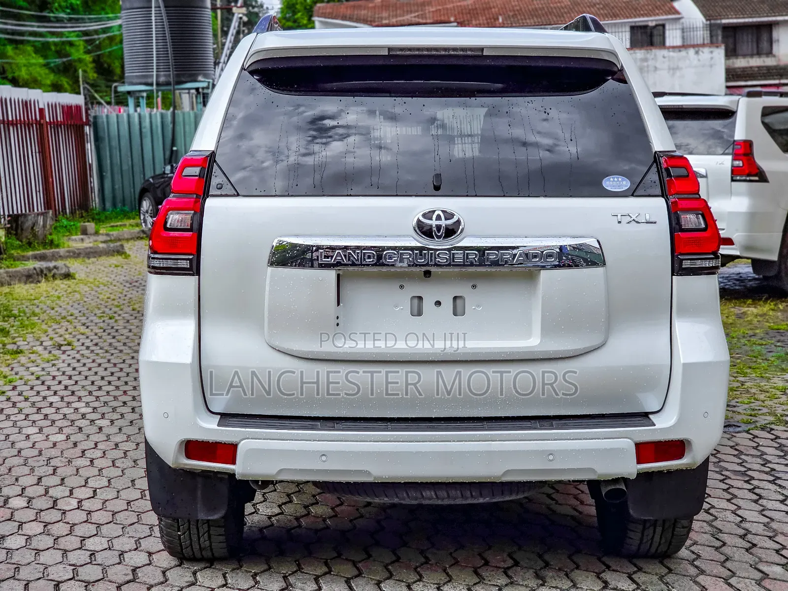 Toyota Land Cruiser Prado 2019 White