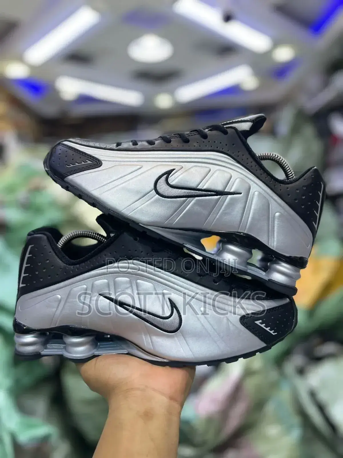 Nike Shox R4 Black Silver 