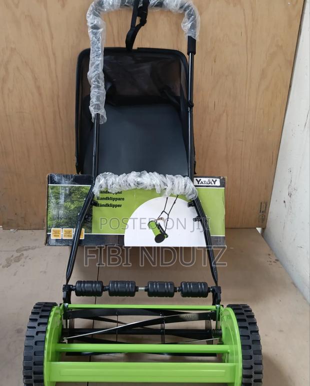Lawn Mower/Manual Lawn Machine