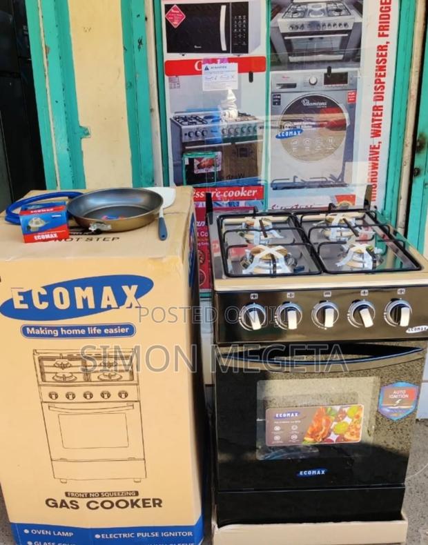 Standing Cooker With Oven