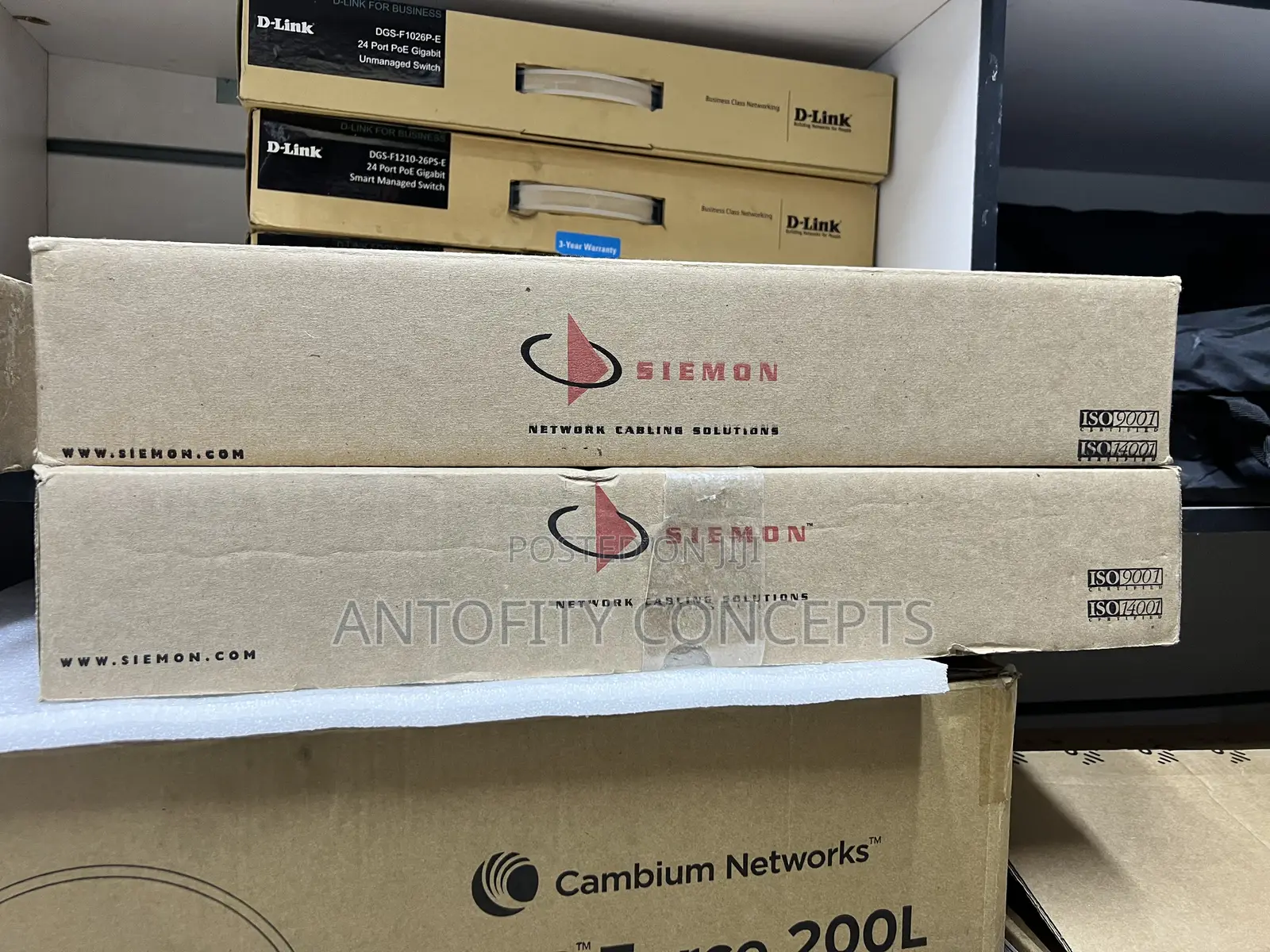 Siemon 24 Port Cat 6a Shielded Patch Panel 1rms Black