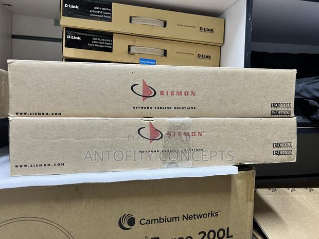 Siemon 24 Port Cat 6a Shielded Patch Panel 1rms Black