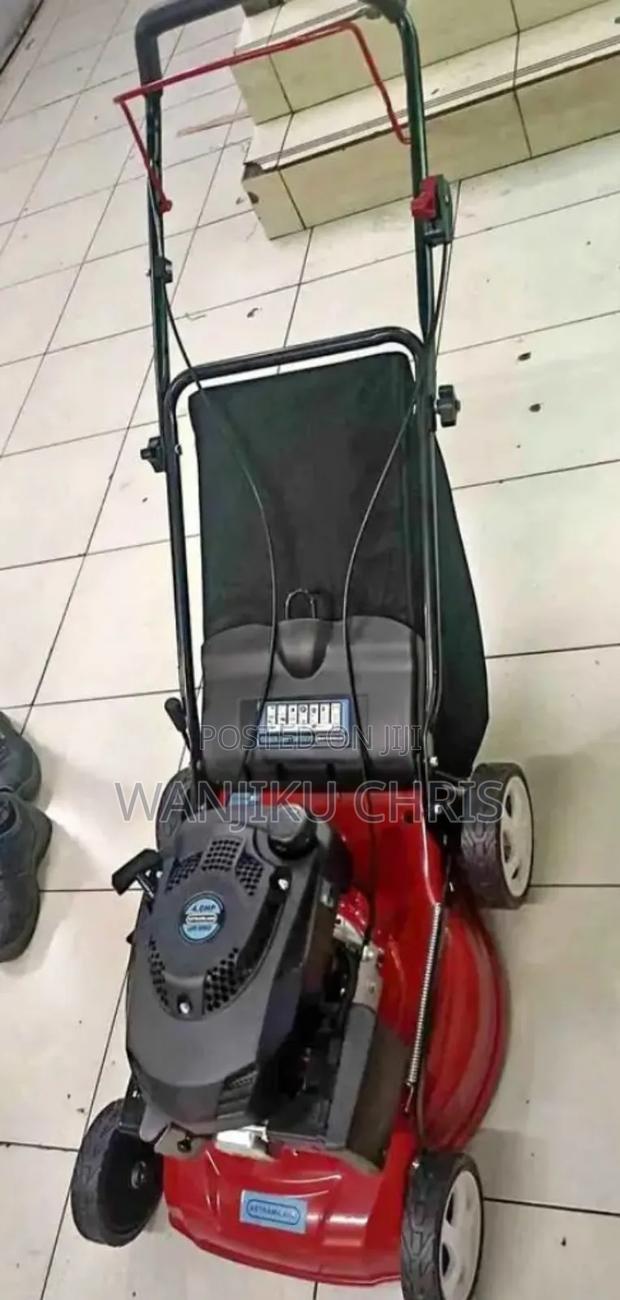 Gasoline Driven Lawn Mower/ - main view