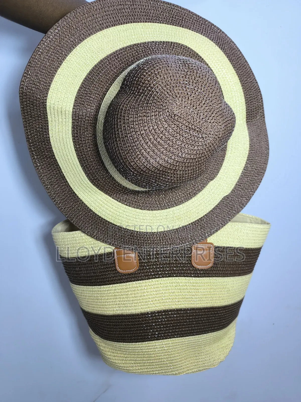 Ladies Straw Bag With Matching Summer Hats