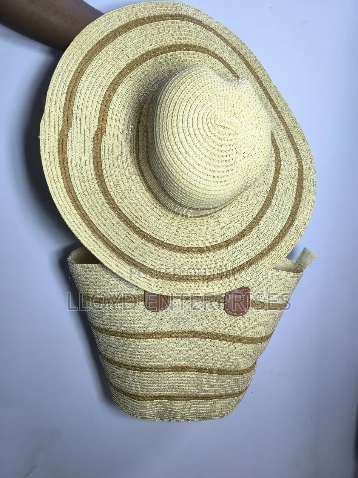 Ladies Straw Bag With Matching Summer Hats